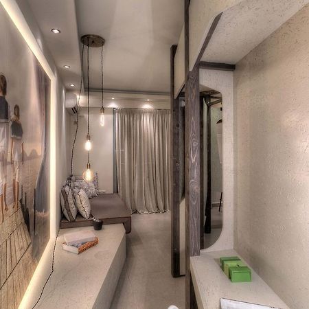 Harbor Suites Piraeus Room photo
