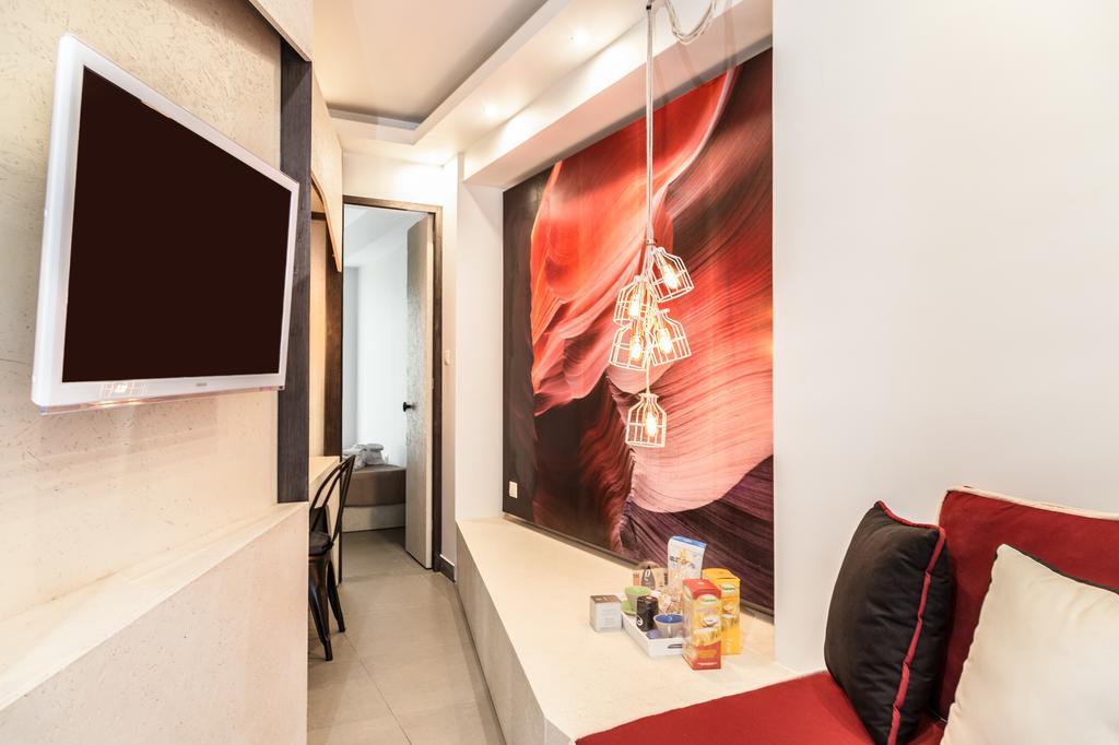 Harbor Suites Piraeus Room photo