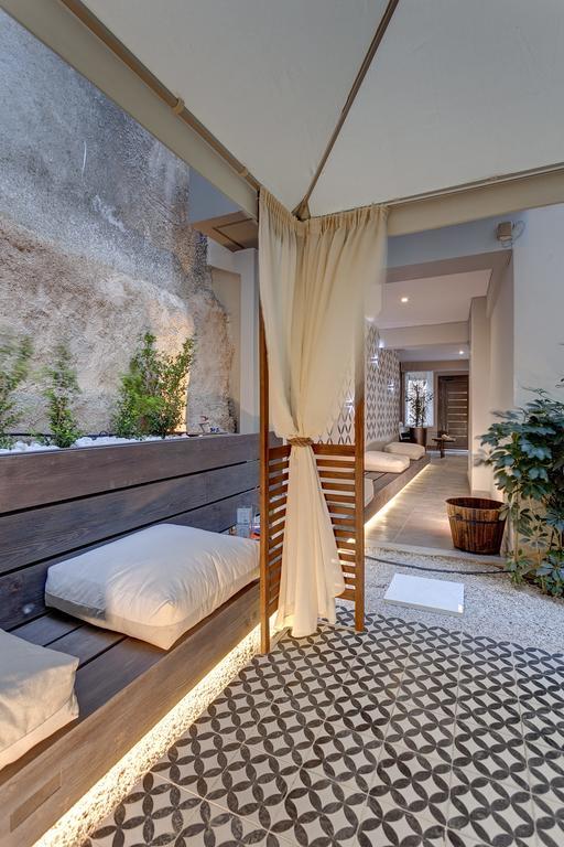 Harbor Suites Piraeus Room photo