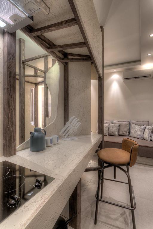 Harbor Suites Piraeus Room photo